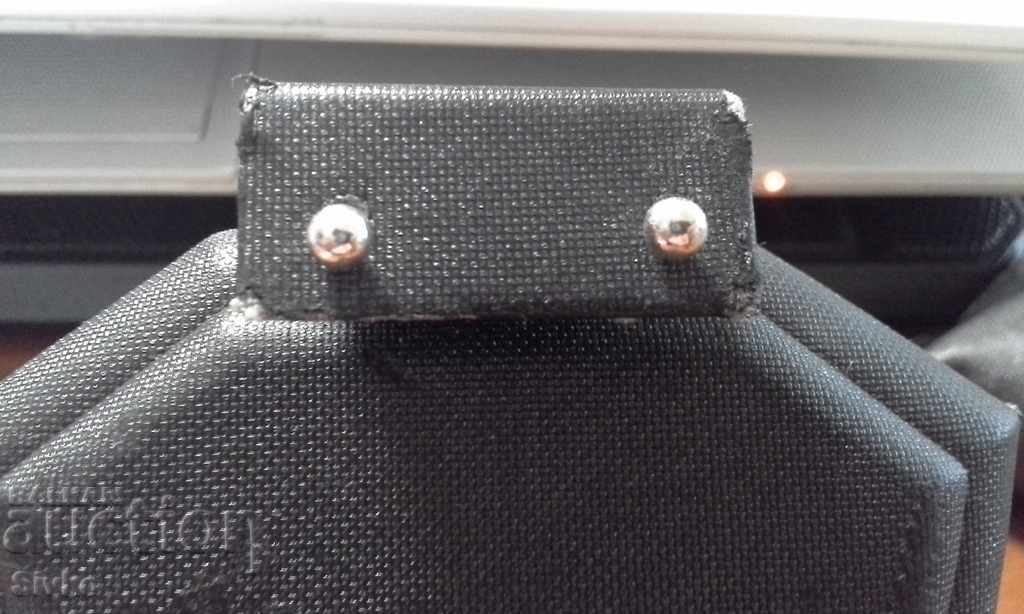 Small and delicate spherical earrings Small and delicate spherical earrings