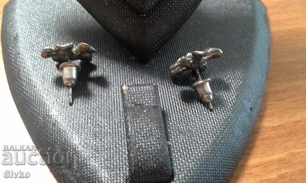 Auction  Earrings flowers