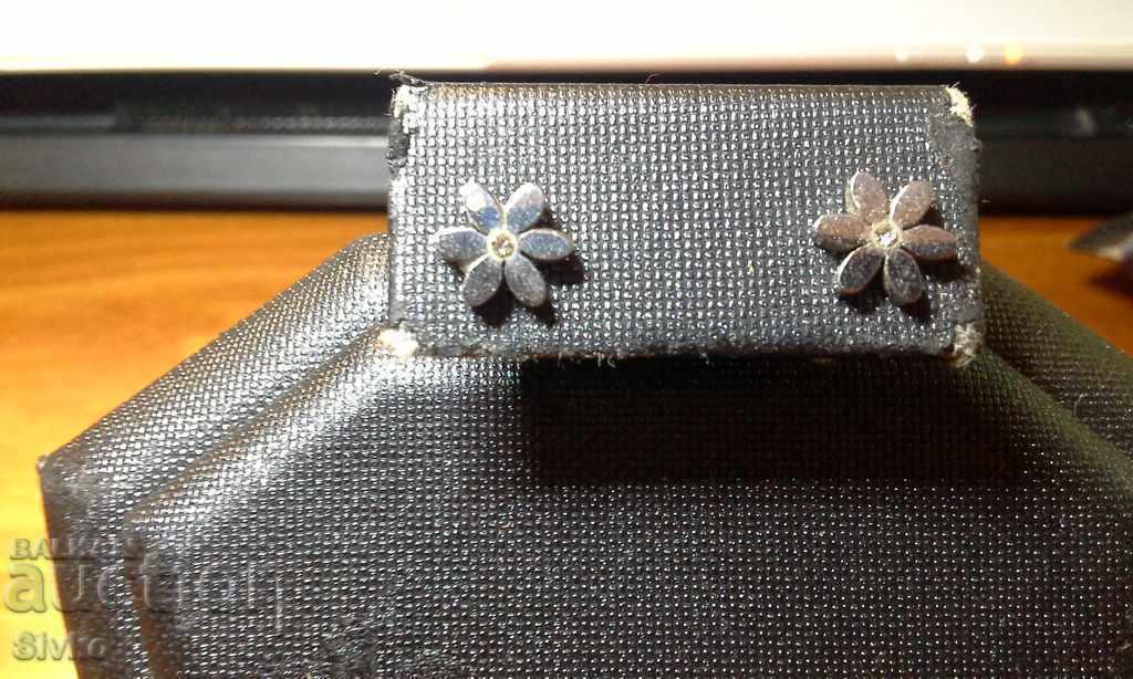 Small flower earrings Small flower earrings