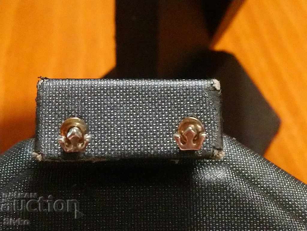 Small gold-colored crown earrings, 5 mm Small gold-colored crown earrings, 5 mm