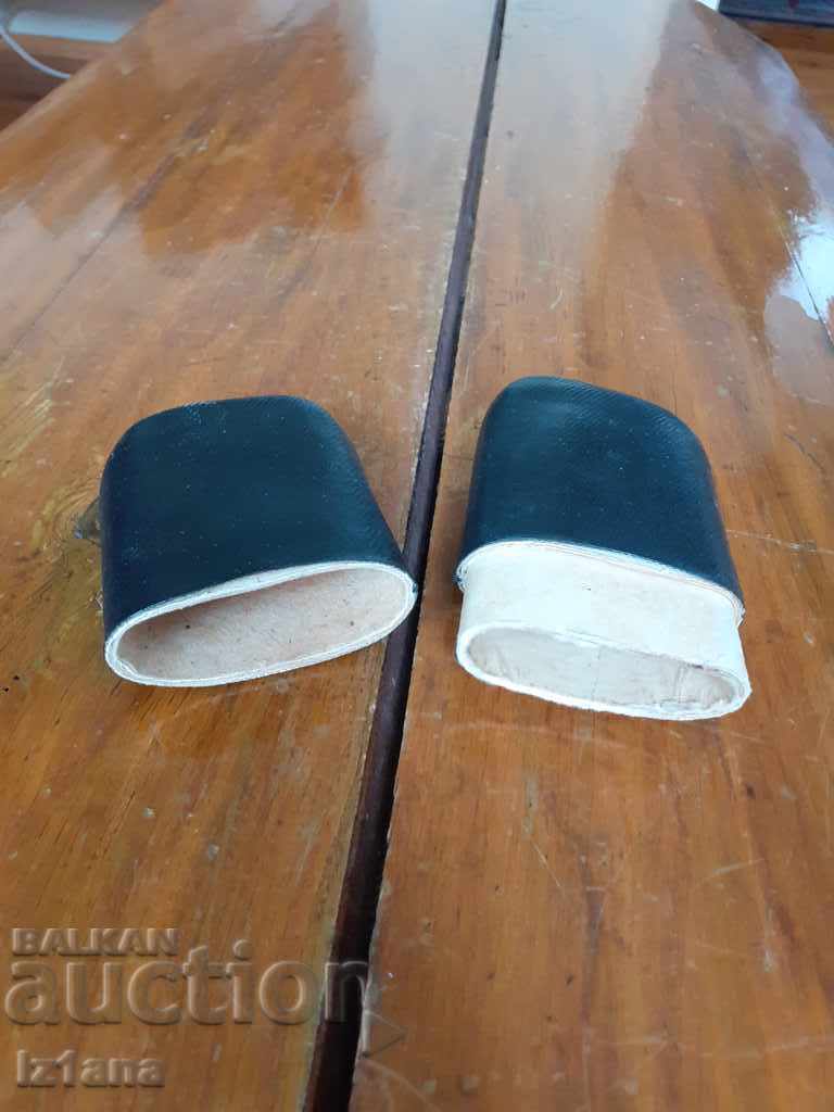 Delivery of Old spectacle case Delivery of Old spectacle case