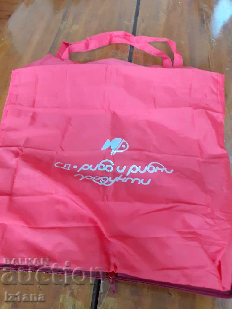 Auction Old bag, Fish bag and Fish products Auction Old bag, Fish bag and Fish products