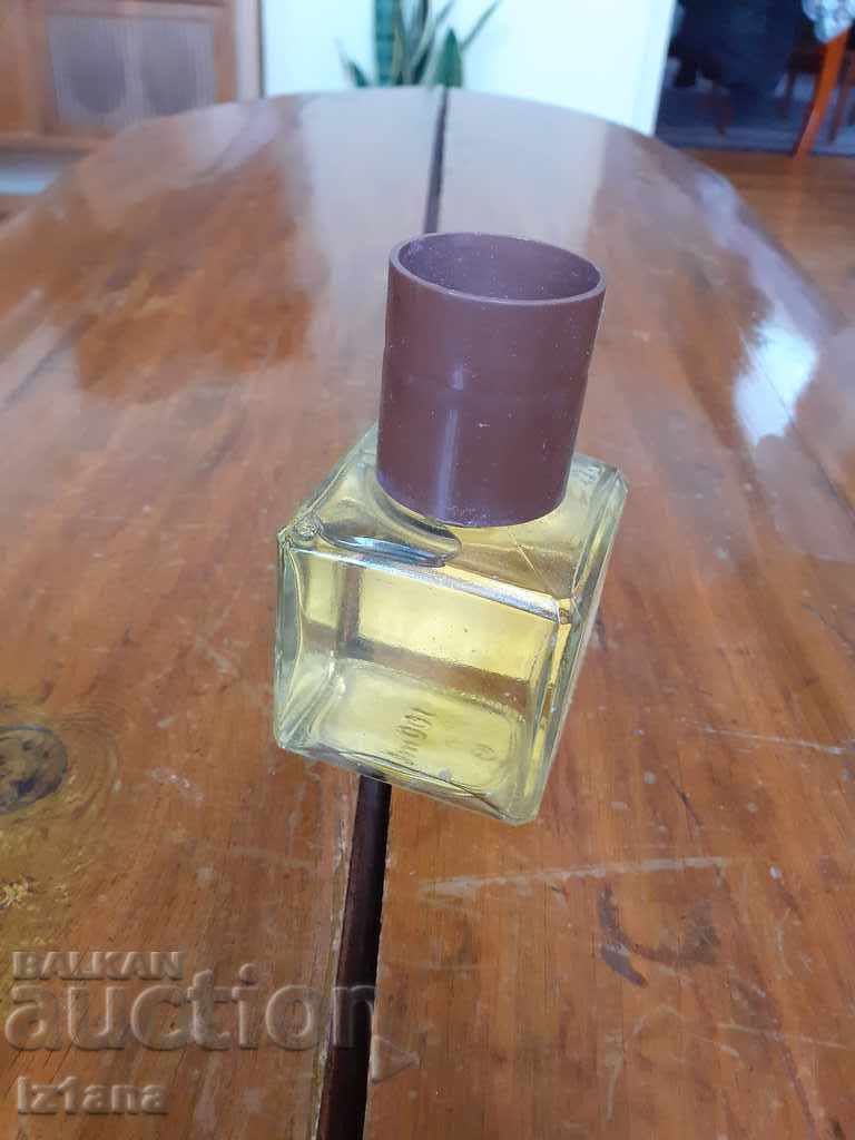Old perfume Privileg Florena with price 100.00 BGN | € 51.13 Old perfume Privileg Florena with price 100.00 BGN | € 51.13