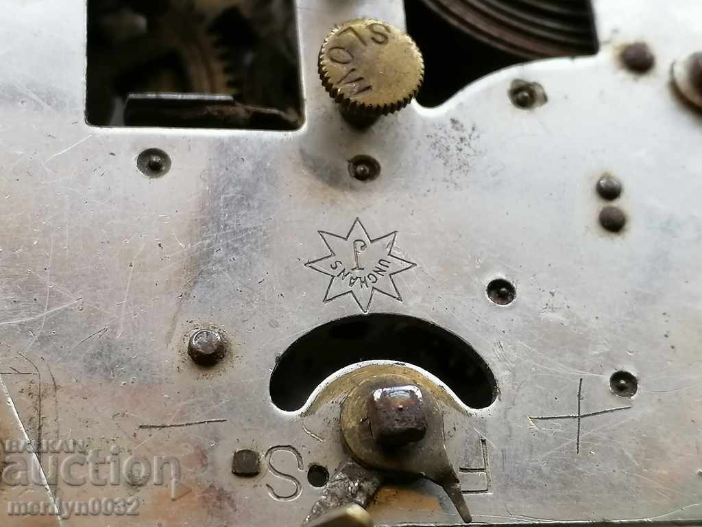 Μηχανισμός επιτραπέζιου ρολογιού Joker Junghans με τιμή 69.00 BGN | € 35.28 Μηχανισμός επιτραπέζιου ρολογιού Joker Junghans με τιμή 69.00 BGN | € 35.28