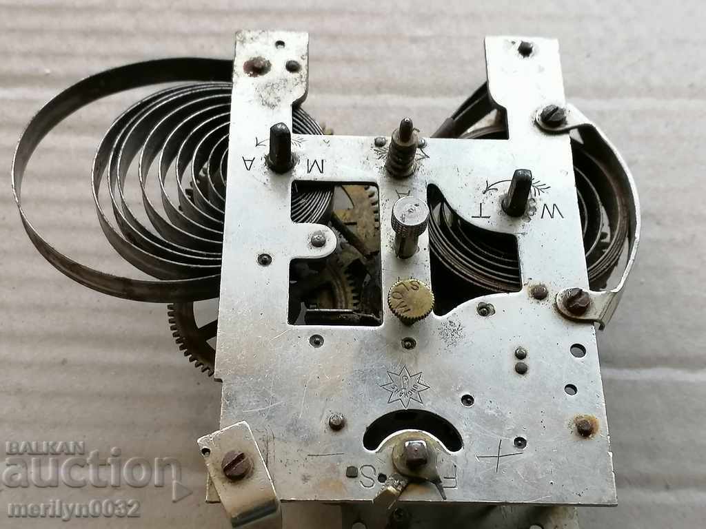 Δημοπρασία Μηχανισμός επιτραπέζιου ρολογιού Joker Junghans Δημοπρασία Μηχανισμός επιτραπέζιου ρολογιού Joker Junghans