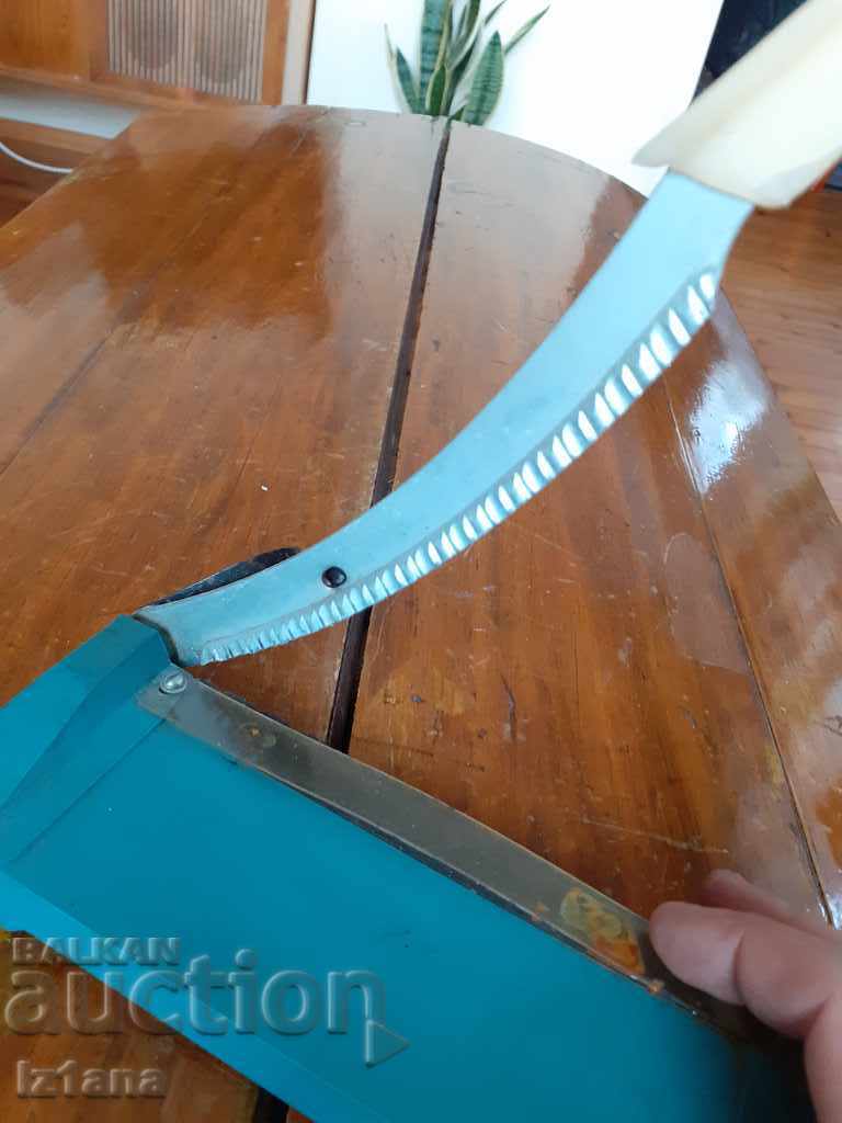 Old photo cutter - 5 Old photo cutter - 5