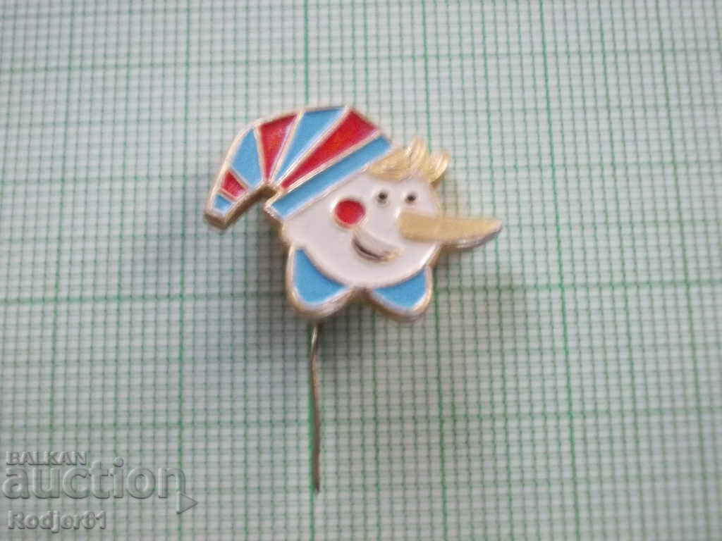 Delivery of badges - children's heroes Delivery of badges - children's heroes