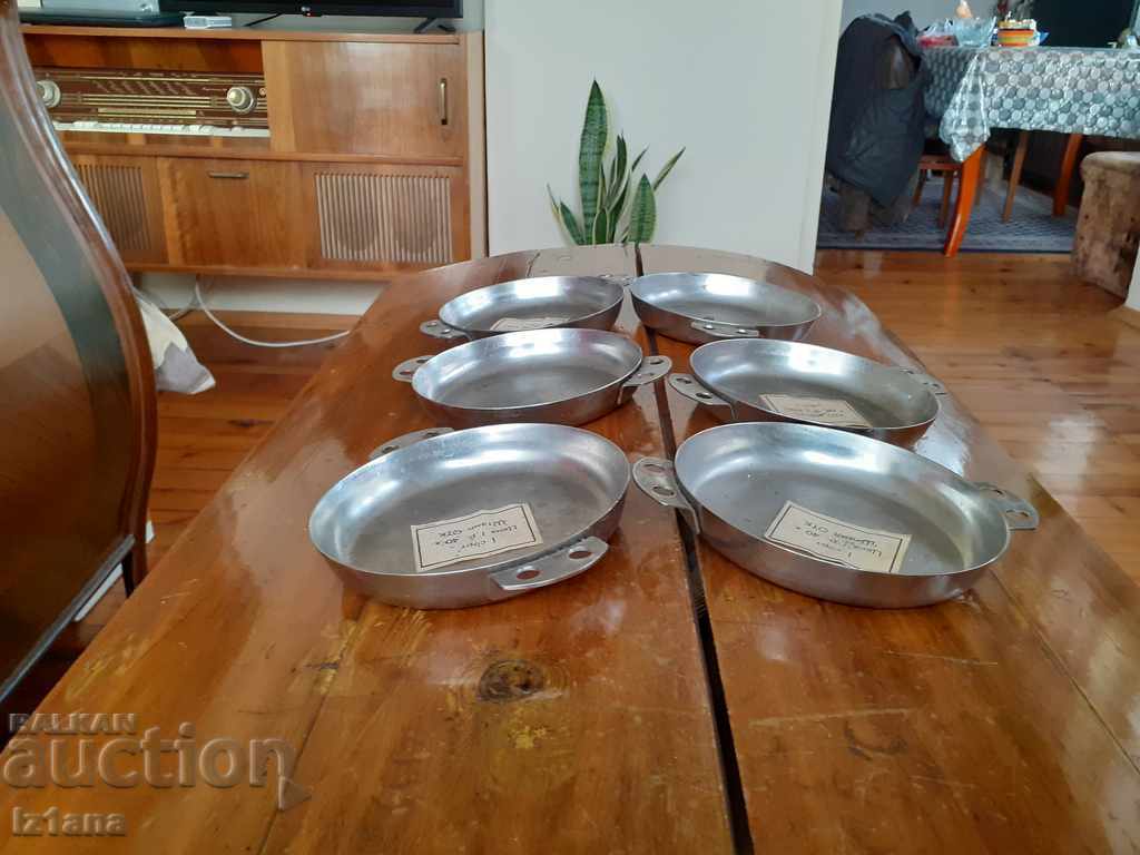 Old stainless plate, bowls, stainless steel - 5 Old stainless plate, bowls, stainless steel - 5