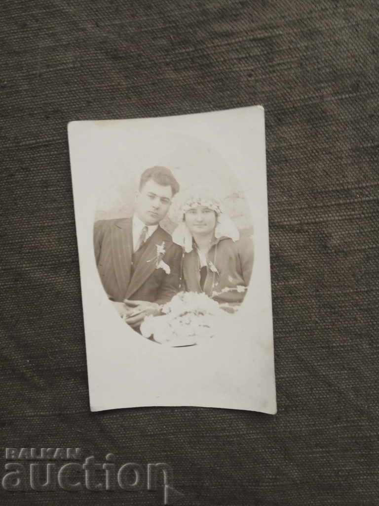 Νιόπαντροι 1931