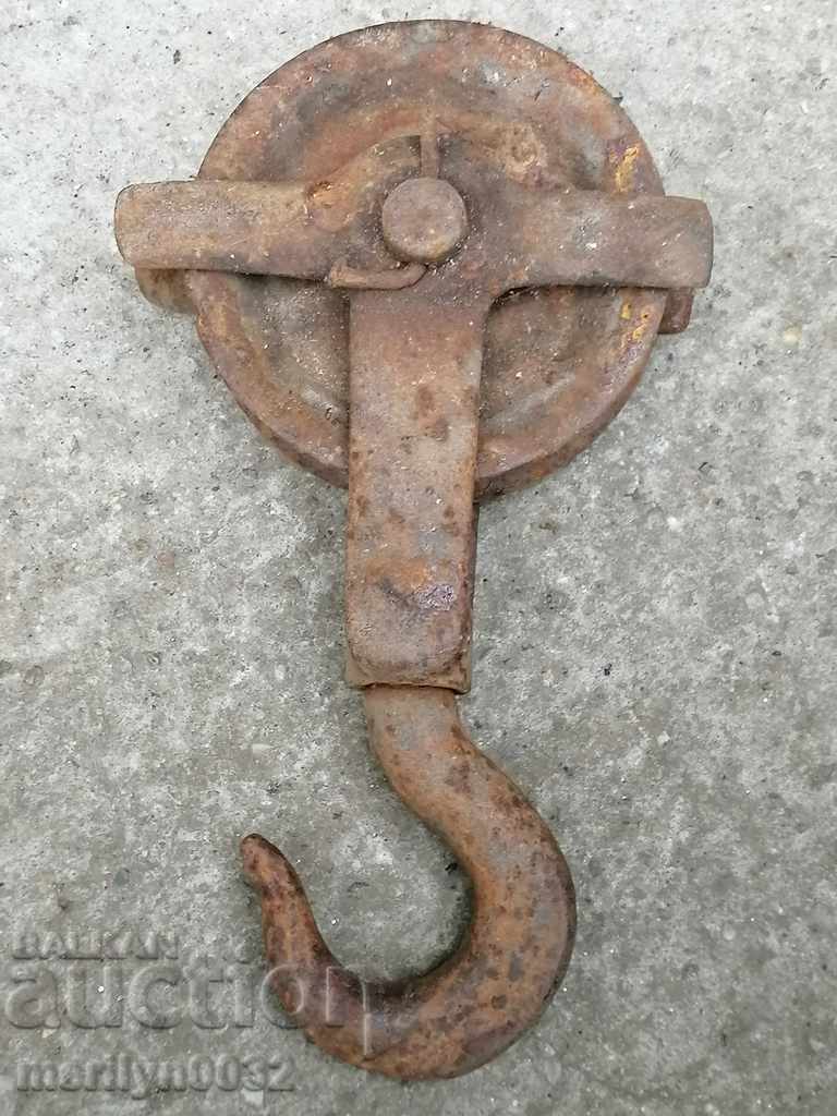 Reel pulley pulley with price 42.00 BGN | € 21.47 Reel pulley pulley with price 42.00 BGN | € 21.47