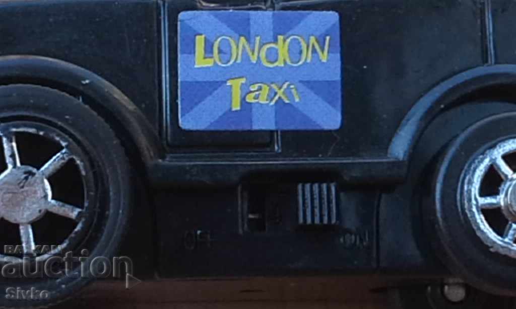Stroller London taxi without battery with price 5.99 BGN | € 3.06