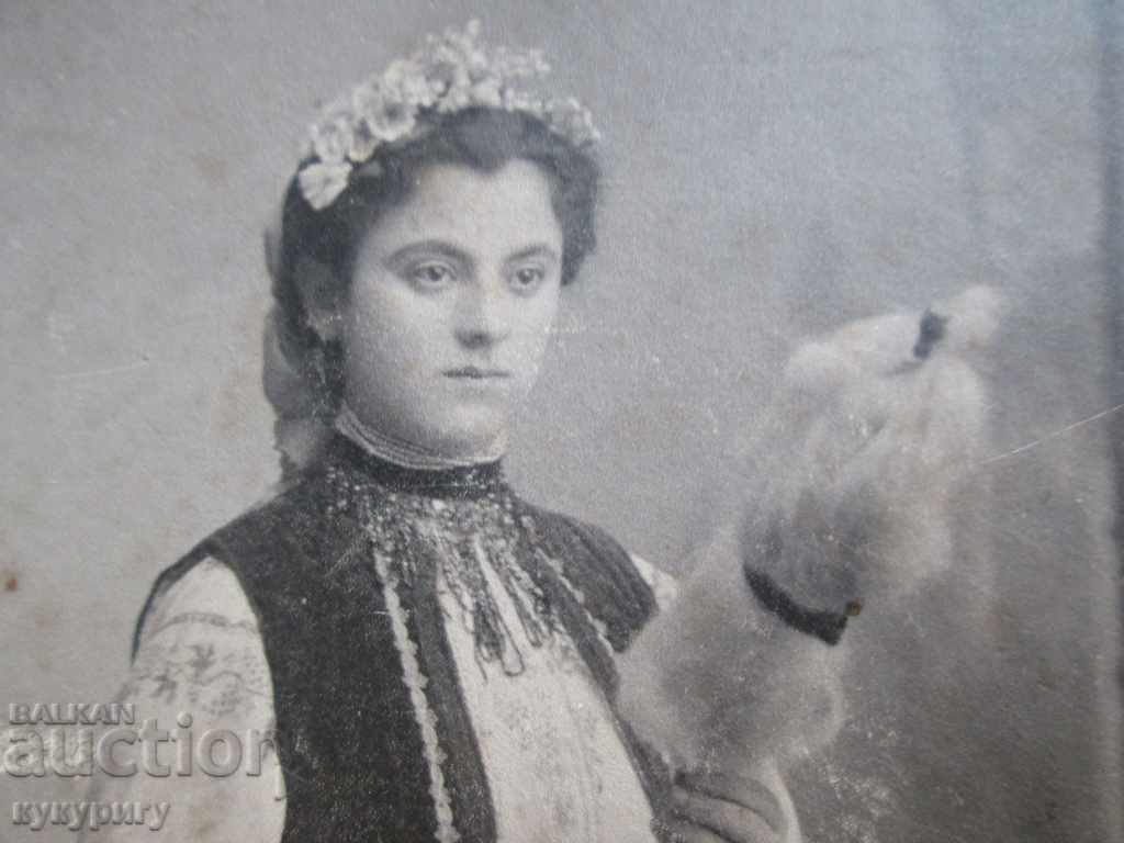 Auction Old office photography hard photo BG girl in costume Auction Old office photography hard photo BG girl in costume