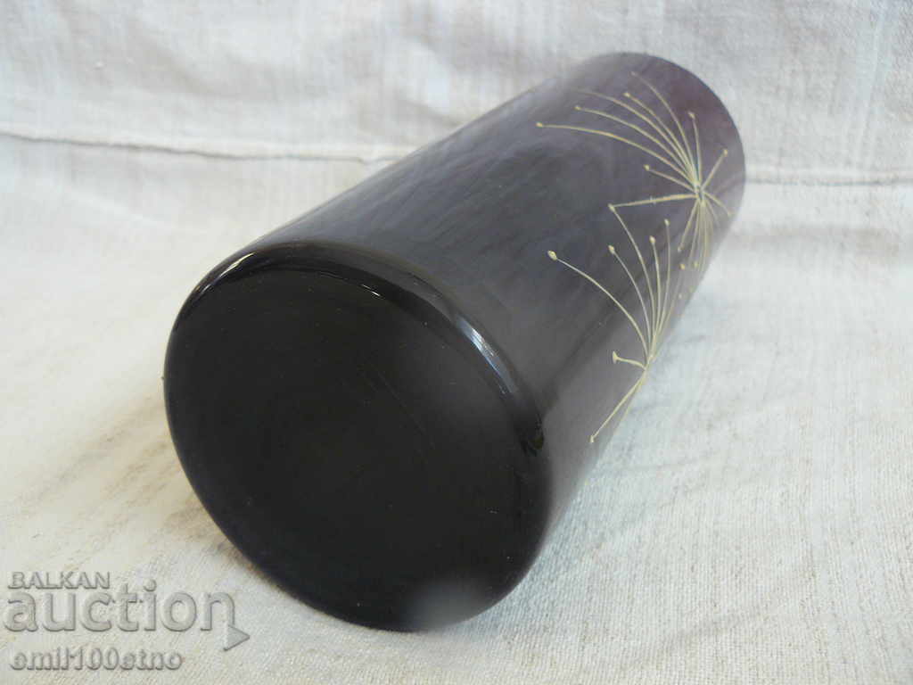 Vaza din sticlă mov cu decor în relief - 5 Vaza din sticlă mov cu decor în relief - 5