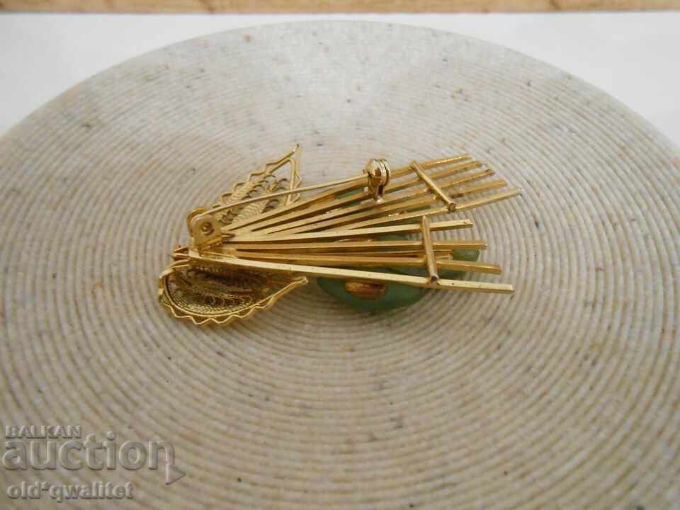 Delivery of Wonderful BROOCH with natural Jade, filigree, gilded Delivery of Wonderful BROOCH with natural Jade, filigree, gilded