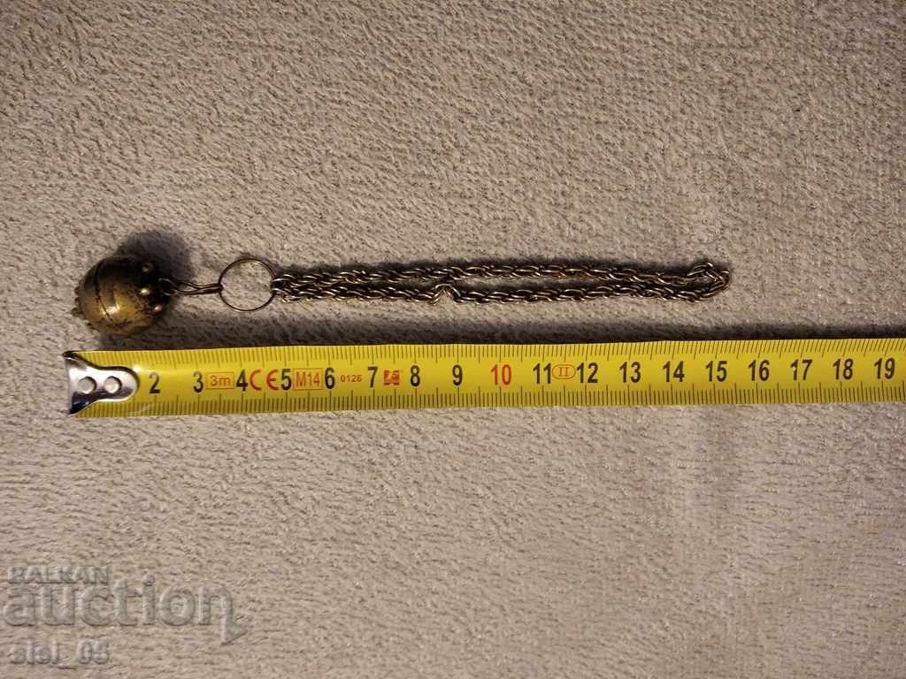 Kustek, knob, button with price 60.00 BGN | € 30.68 Kustek, knob, button with price 60.00 BGN | € 30.68