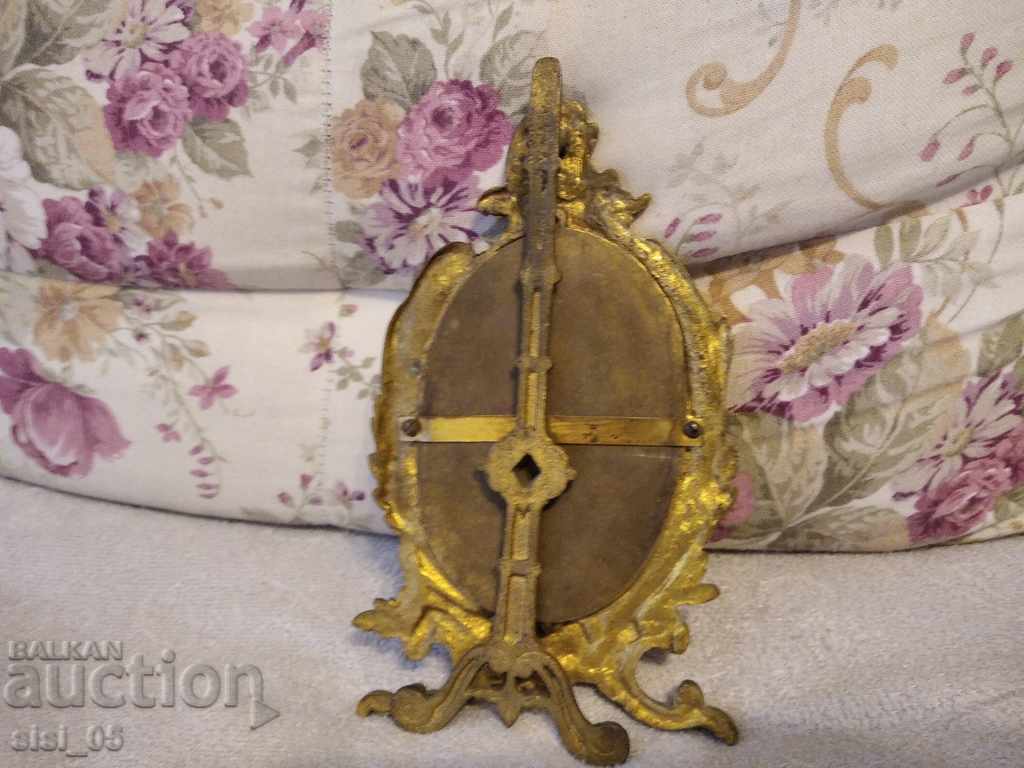 Delivery of Old table, baroque mirror frame Delivery of Old table, baroque mirror frame