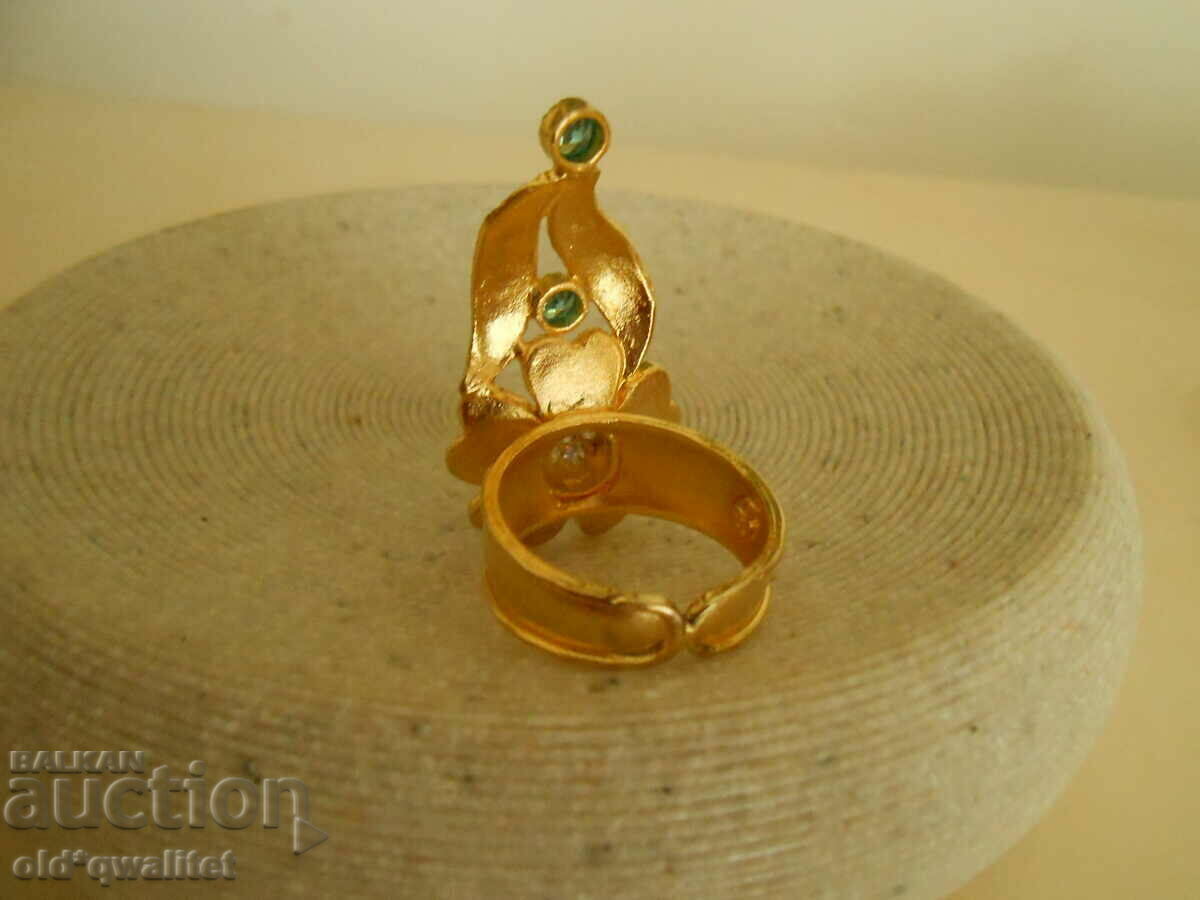 Auction Very beautiful ring with enamel and gilding Auction Very beautiful ring with enamel and gilding