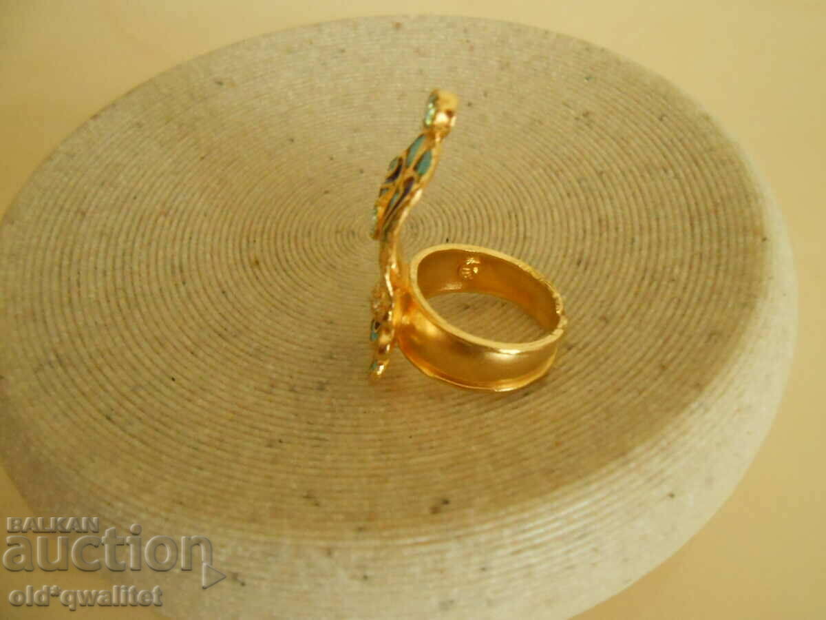 Delivery of Very beautiful ring with enamel and gilding Delivery of Very beautiful ring with enamel and gilding