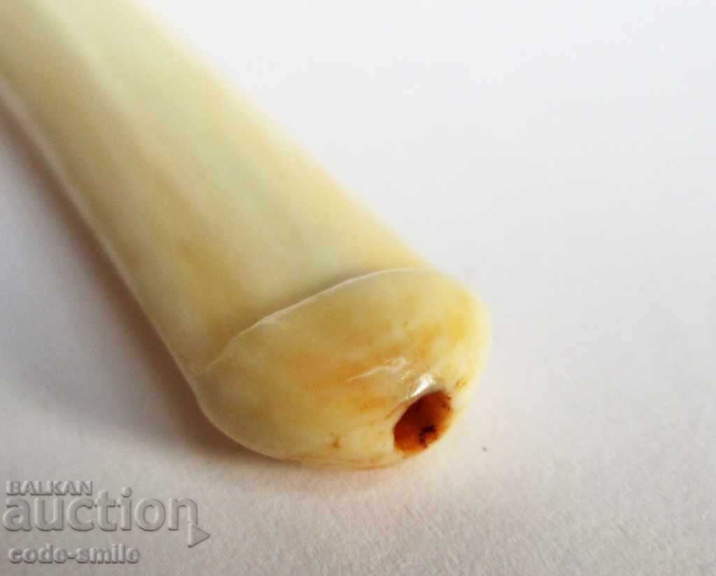 Antique Very Old Chinese Dragon Bone Cigarette with price 400.00 BGN | € 204.52 Antique Very Old Chinese Dragon Bone Cigarette with price 400.00 BGN | € 204.52