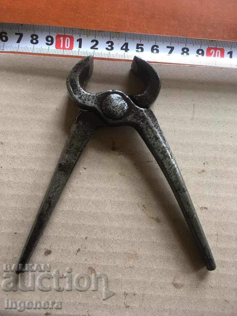 PLIERS KERPEDEN OLD TOOL FROM BULGARIA with price 6.00 BGN | € 3.07 PLIERS KERPEDEN OLD TOOL FROM BULGARIA with price 6.00 BGN | € 3.07