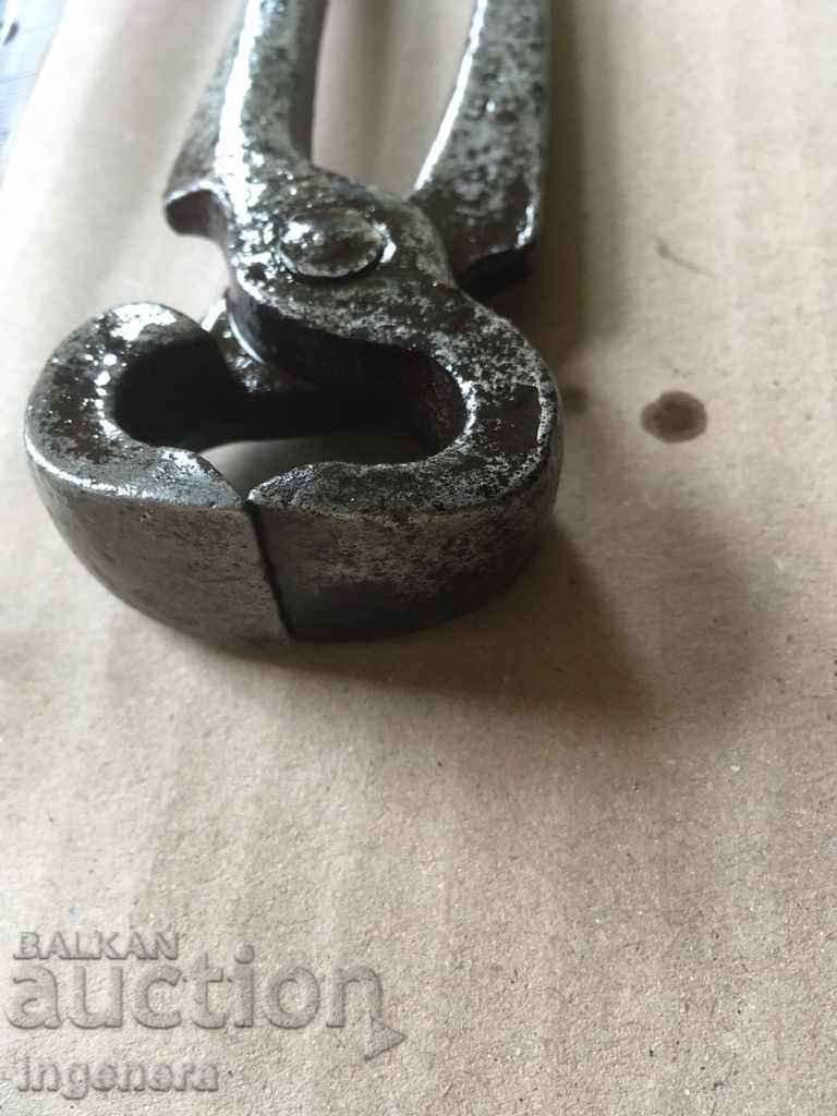 PLIERS KERPEDEN OLD TOOL FROM BULGARIA - 5 PLIERS KERPEDEN OLD TOOL FROM BULGARIA - 5