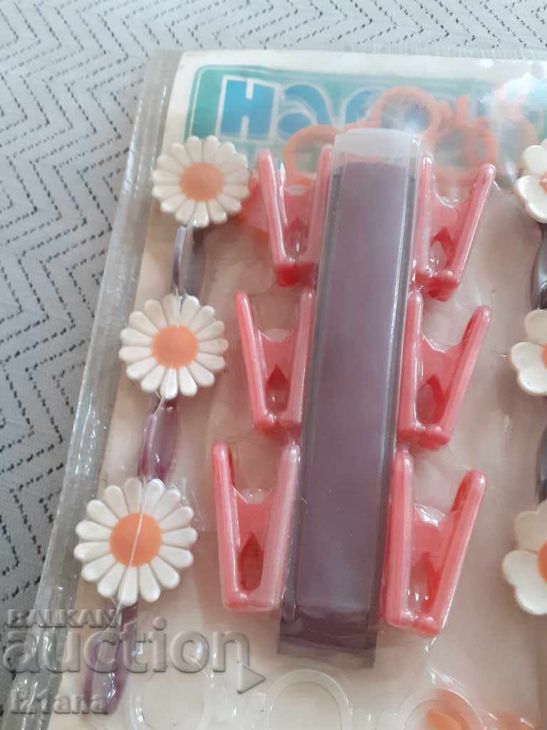 Old Russian set of hangers and space with price 40.00 BGN | € 20.45 Old Russian set of hangers and space with price 40.00 BGN | € 20.45