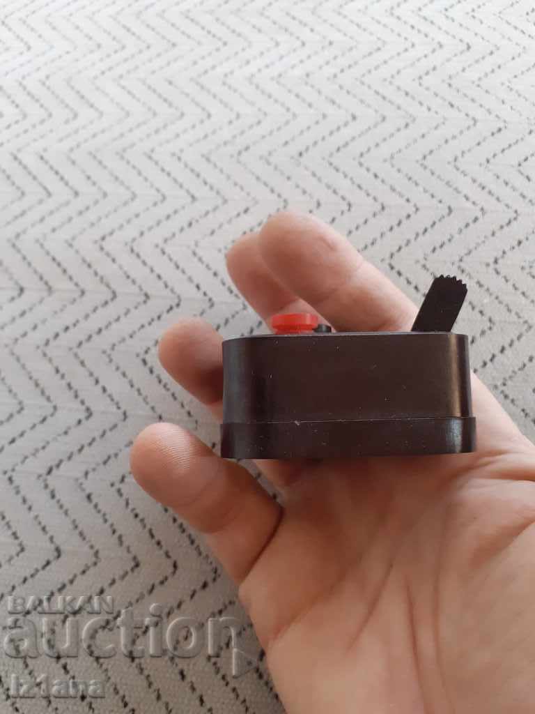 Delivery of Old antenna switch, key Delivery of Old antenna switch, key