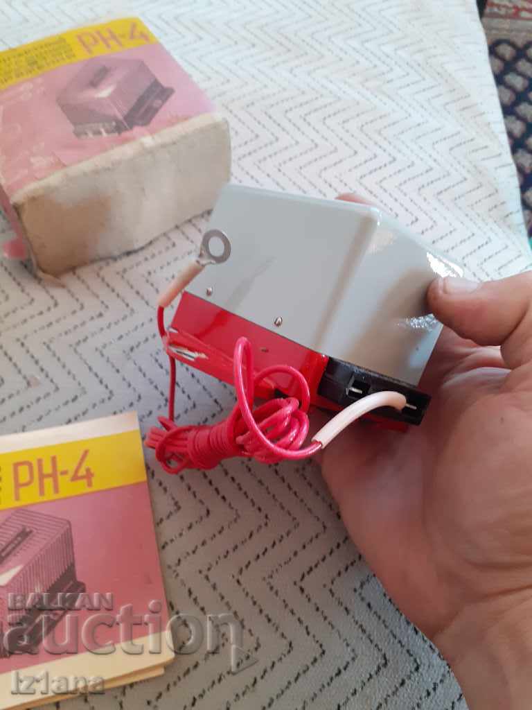 Old RN-4 voltage regulator - 5 Old RN-4 voltage regulator - 5