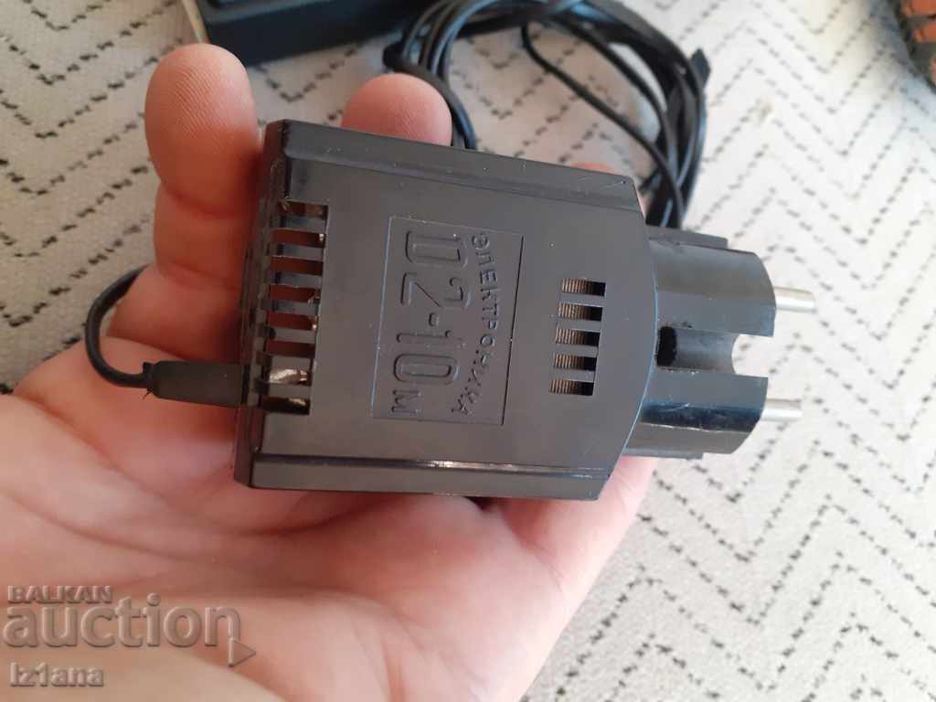 Old calculator Electronics B3 23 - 6 Old calculator Electronics B3 23 - 6