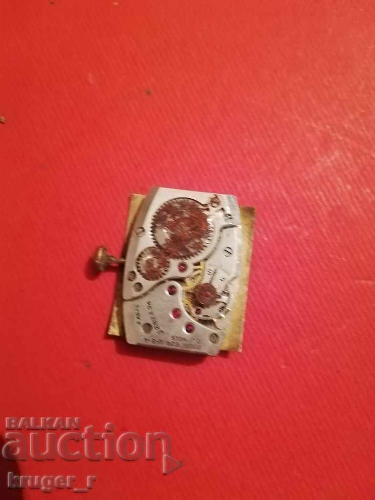 Auction ELGIN women's watch movement Auction ELGIN women's watch movement