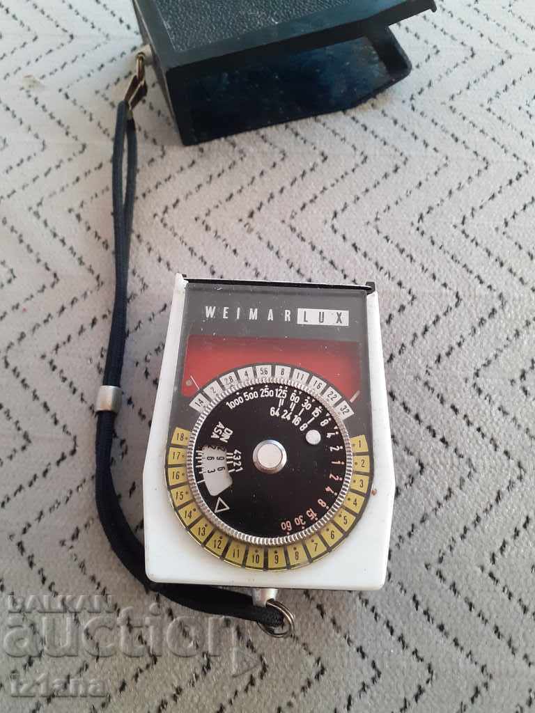 WeimarLux old light meter with price 28.00 BGN | € 14.32 WeimarLux old light meter with price 28.00 BGN | € 14.32