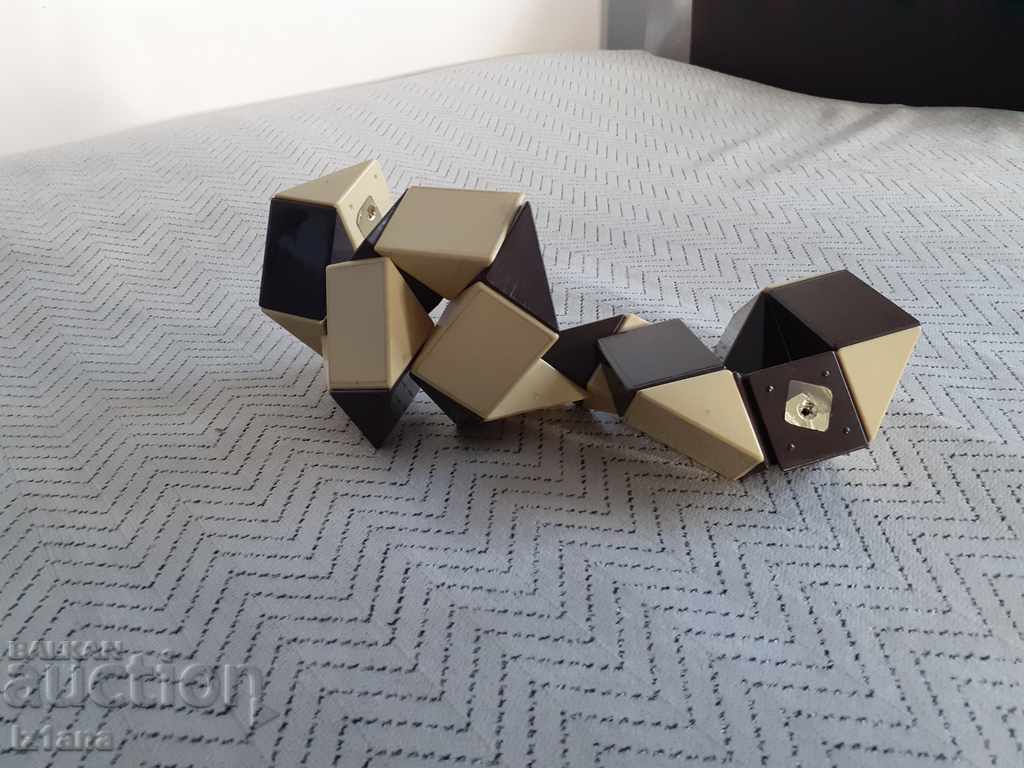 Licitație Sarpe vechi de jucarii