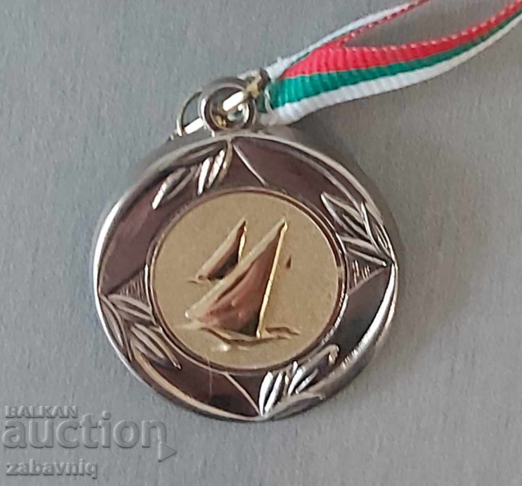Medalia locului 2 campionatul național de navigație Varna 2010 cu preț € 2.56 | 5.01 BGN