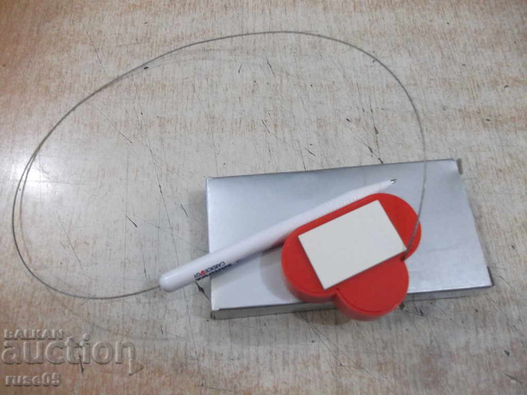 Delivery of Pen with stand "Heart" and connecting steel rope Delivery of Pen with stand "Heart" and connecting steel rope