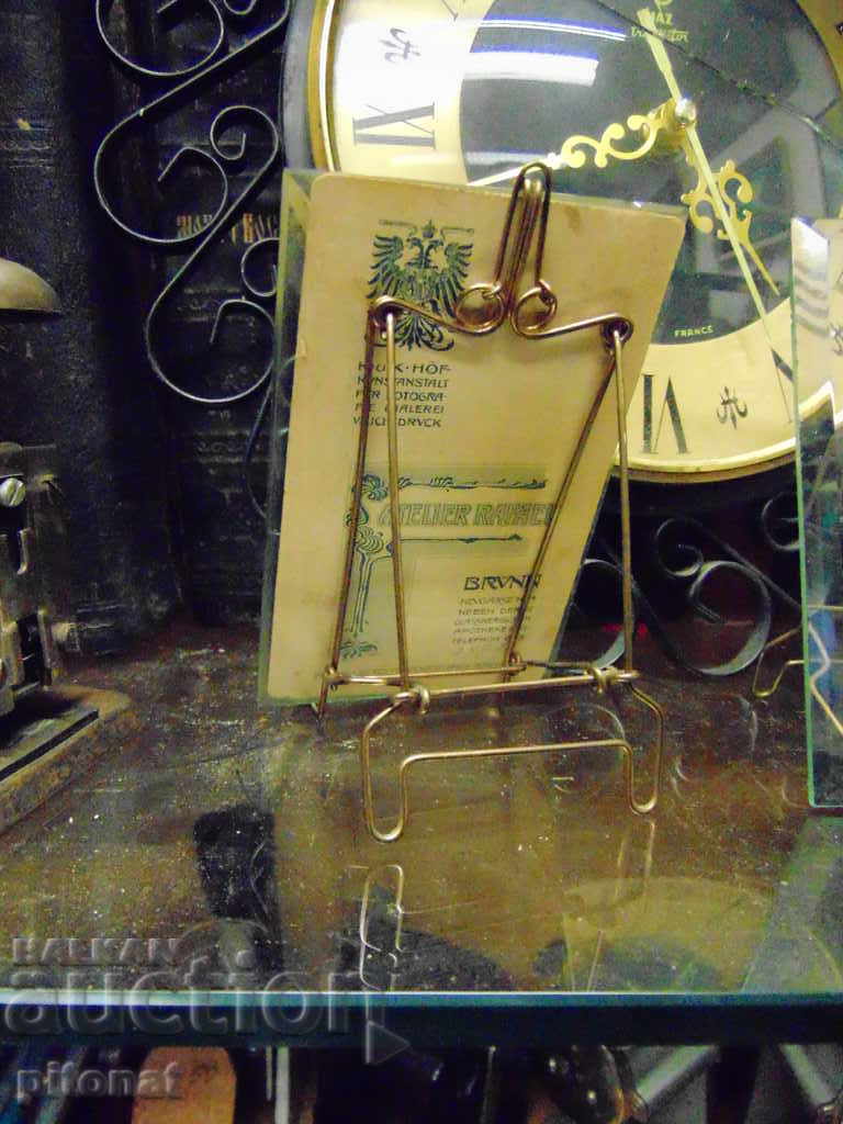 Auction Lot of antique photo frames Auction Lot of antique photo frames