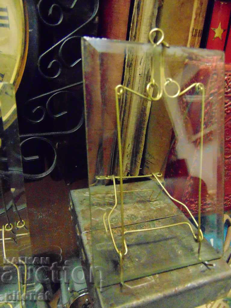 Delivery of Lot of antique photo frames Delivery of Lot of antique photo frames