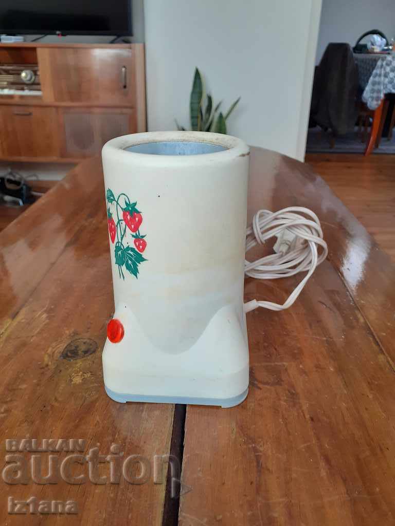 Old baby food heater with price 30.00 BGN | € 15.34