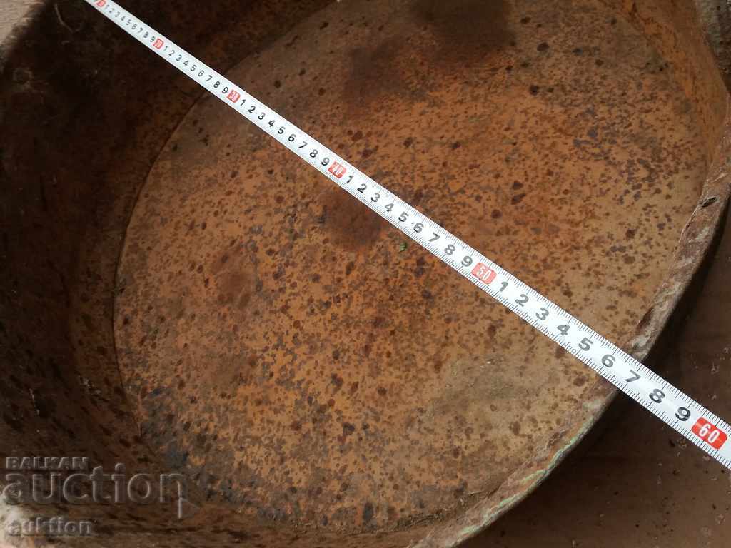 Delivery of OLD FORGED LARGE REVIVAL METAL TRAY FOR LAMBS Delivery of OLD FORGED LARGE REVIVAL METAL TRAY FOR LAMBS