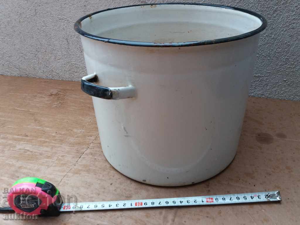 OLD ENAMELED LARGE SOC. POT - 5