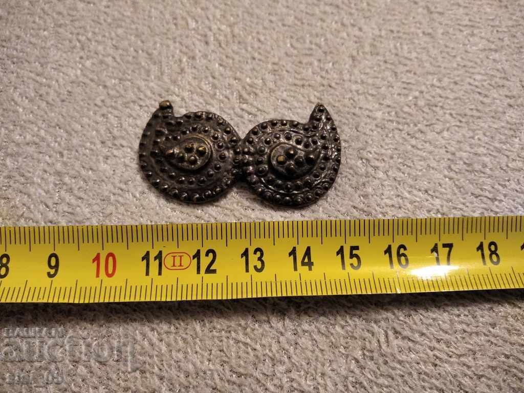 Auction  Old mini buckle, brooch