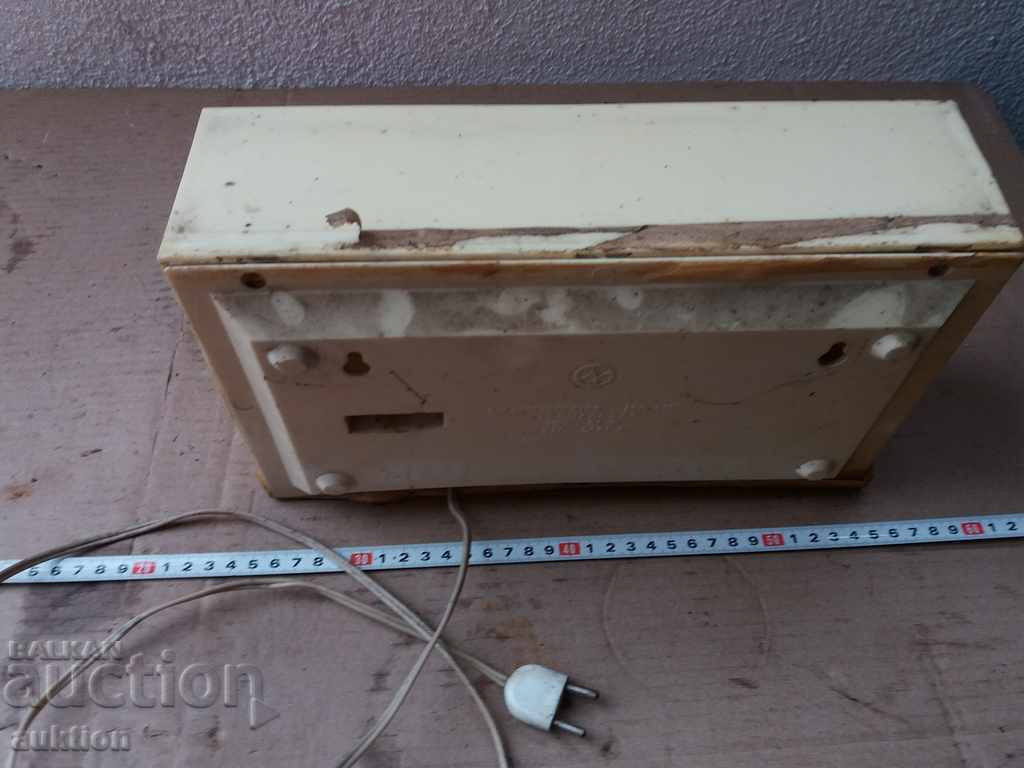 OLD SOC. SPEAKER, RADIO POINT - 7 OLD SOC. SPEAKER, RADIO POINT - 7