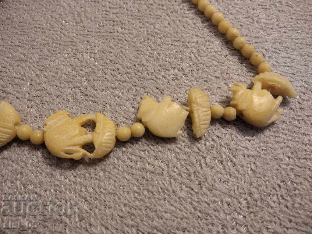 Necklace, ivory figures, bone - 5