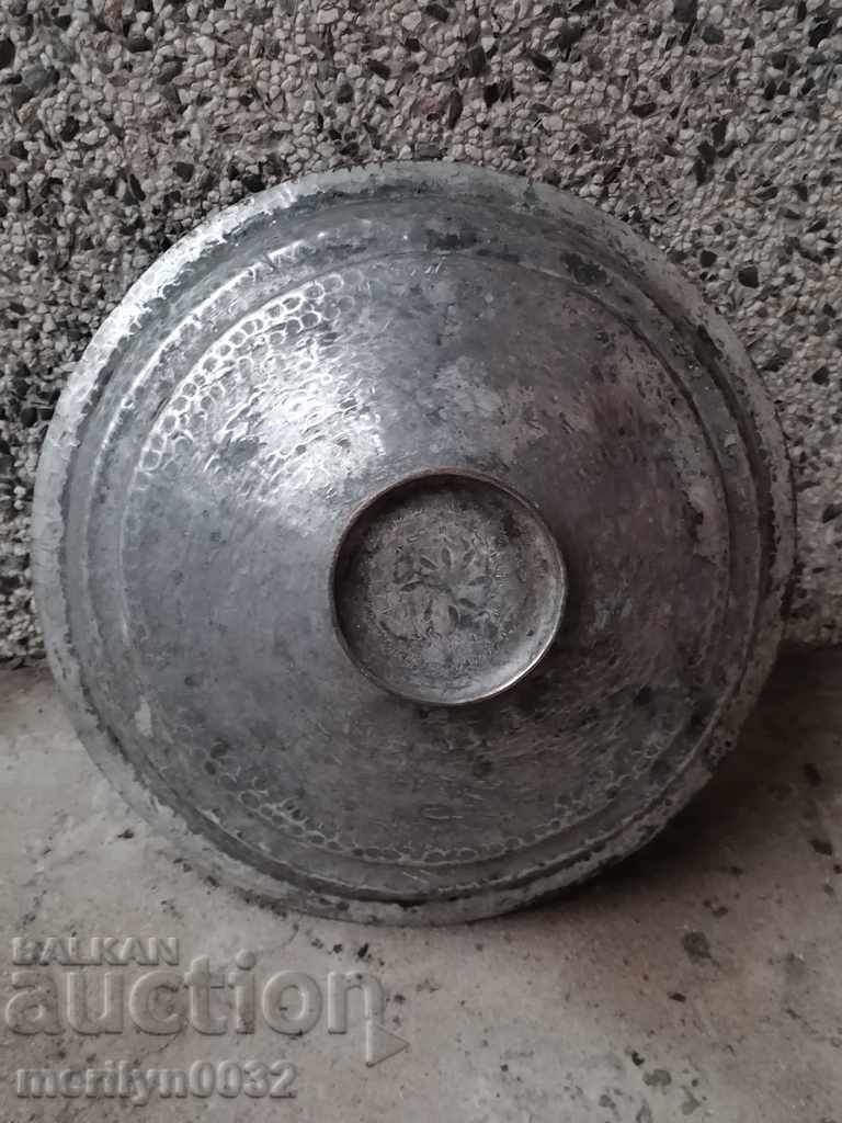 Hand-hammered copper lid from a copper copper pot with price 58.00 BGN | € 29.65 Hand-hammered copper lid from a copper copper pot with price 58.00 BGN | € 29.65