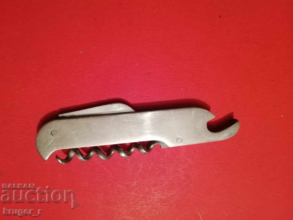 Deschizător combinat VELIKO TARNOVO. cu preț € 7.67 | 15.00 BGN