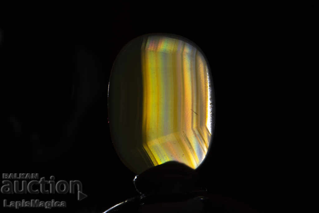 Iris agate 10.7ct - 5 Iris agate 10.7ct - 5