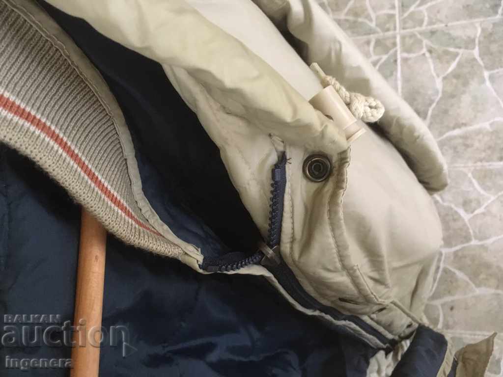 Licitație JACHETĂ DE VÂNT CA NOUĂ Licitație JACHETĂ DE VÂNT CA NOUĂ