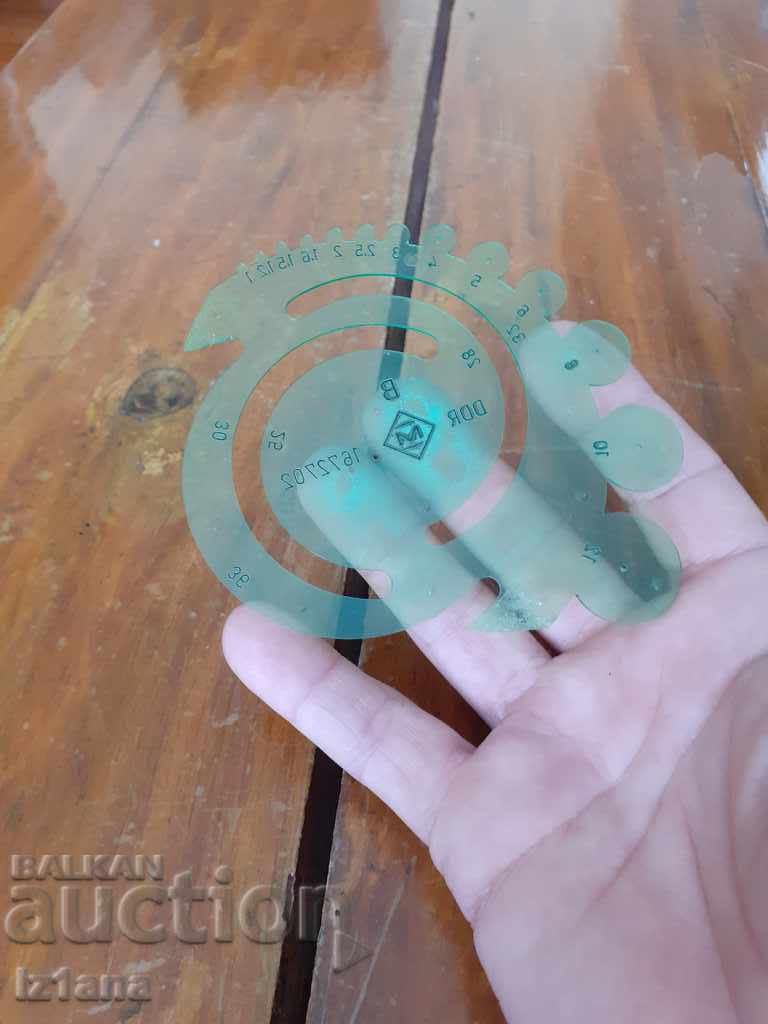 Old drawing template with price 10.00 BGN | € 5.11 Old drawing template with price 10.00 BGN | € 5.11