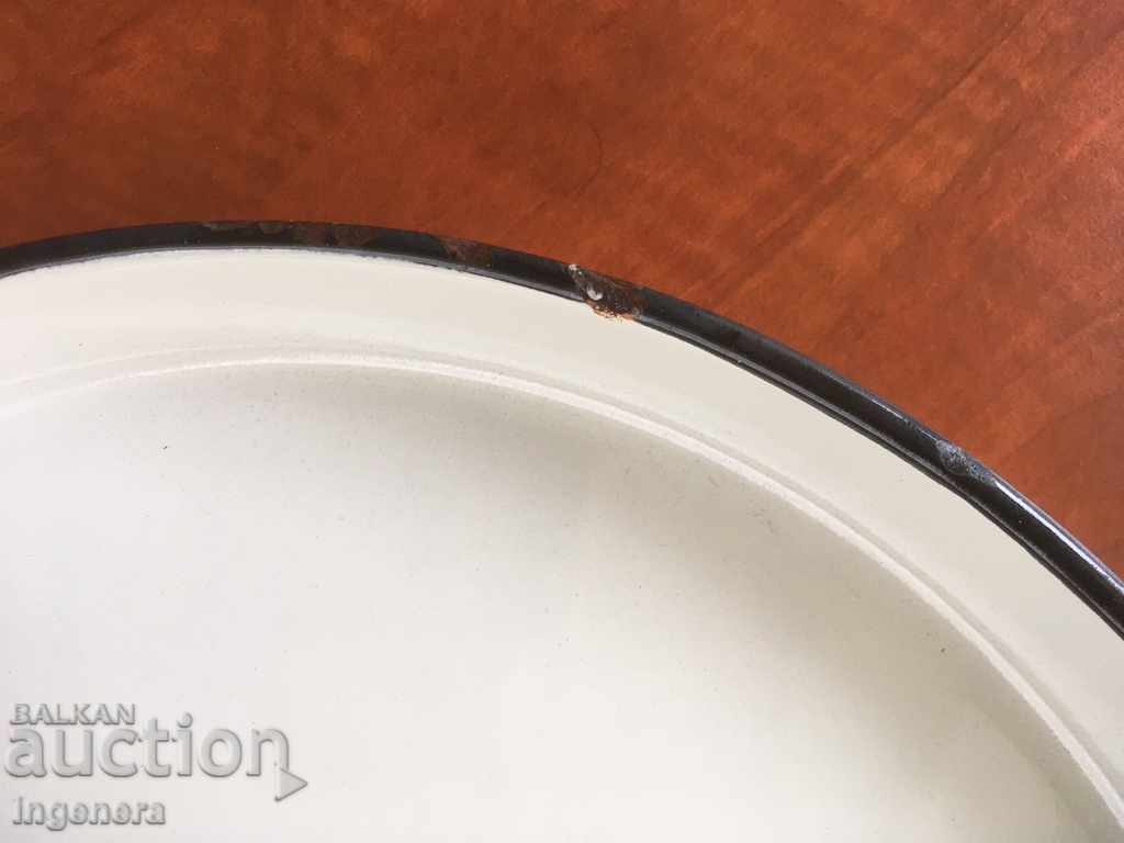 TRAY DISH ENAMELED - 7 TRAY DISH ENAMELED - 7