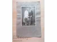 Снимка картон фотография младоженци Свищов