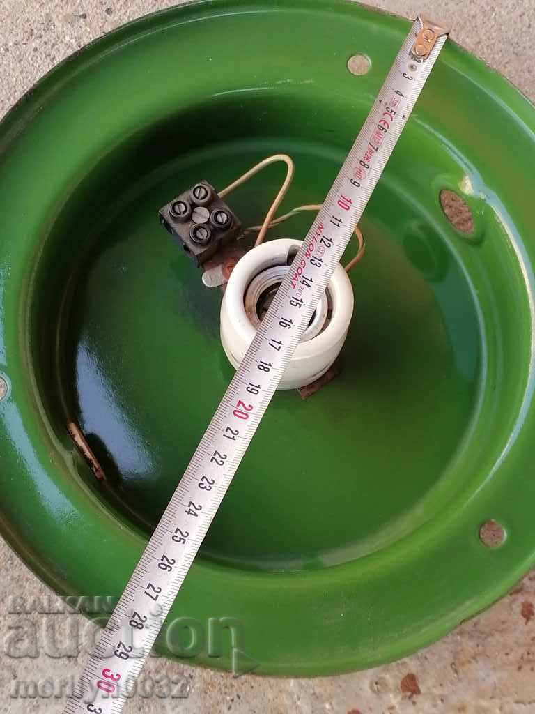 Delivery of Lamp enamel 2 PIECES body reflector socket 70s PRC Delivery of Lamp enamel 2 PIECES body reflector socket 70s PRC